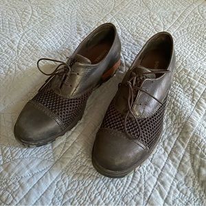 Sorel Oxfords